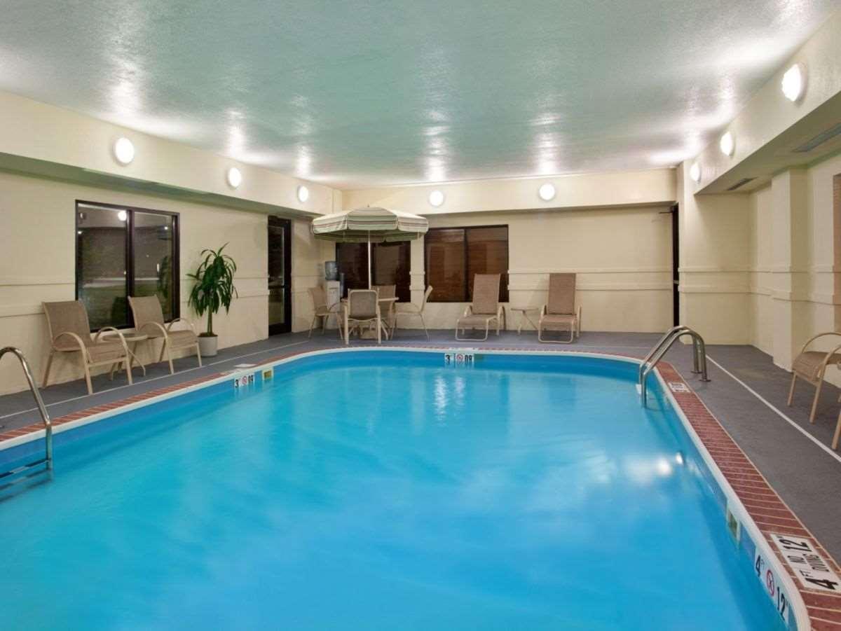 Baymont By Wyndham Merrillville Zewnętrze zdjęcie
