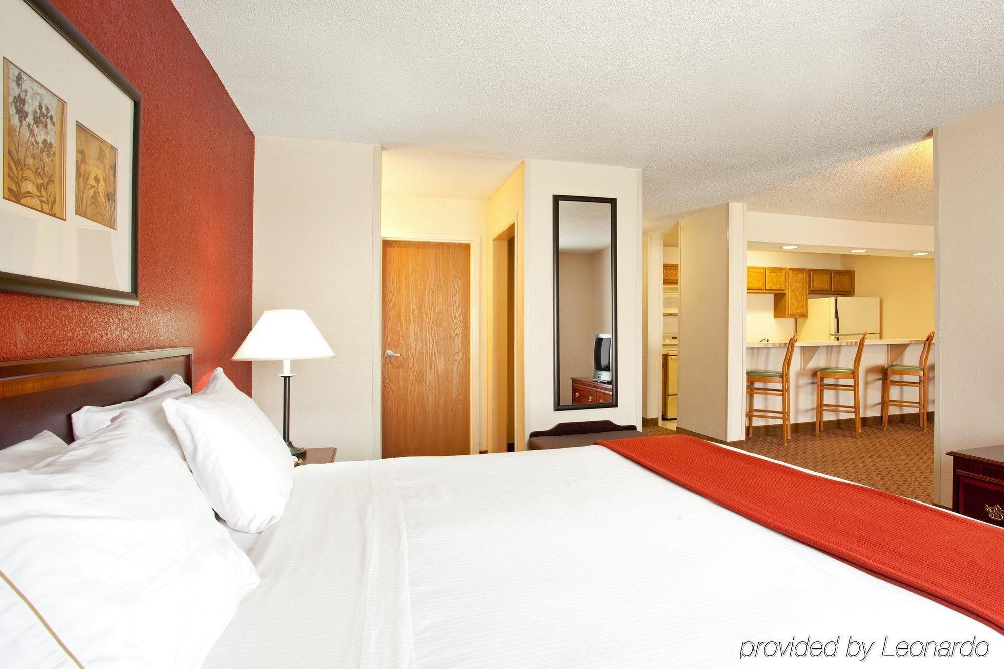Baymont By Wyndham Merrillville Pokój zdjęcie